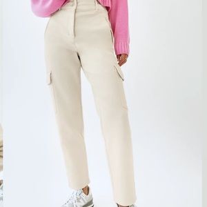 Aritzia Wilfred Modern Cargo Pants 10